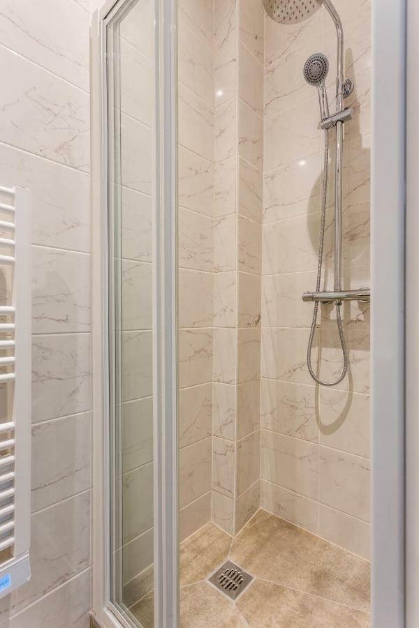 Amazing Apartment - 2Br-6P - Bastille Париж Екстериор снимка